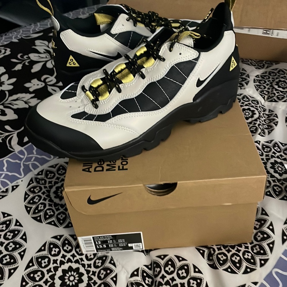 NIB NIKE Men’s ACG AIR MADA
